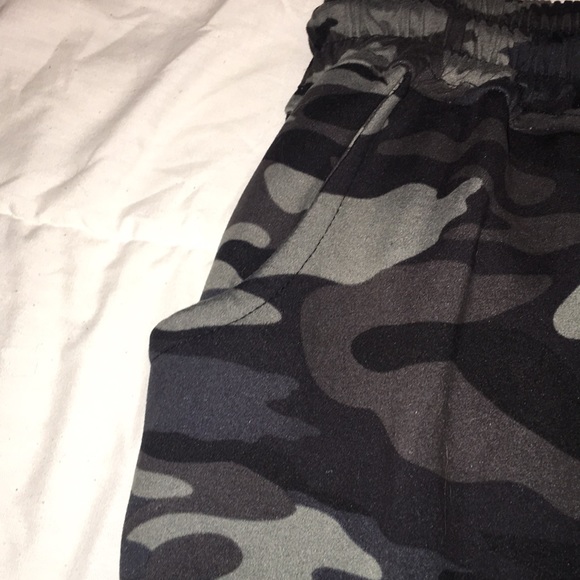 Soft Camo Sweatpants - Picture 3 of 3